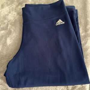 Adidas Bermuda style leggings. Length 15” size M, stretchy and very soft.
